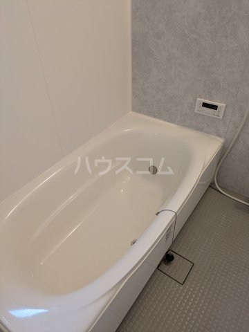 16/28 浴室