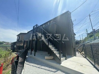 18/21 エントランス