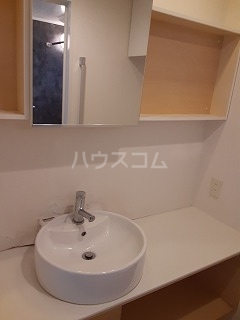 13/30 洗面