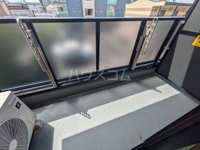 20/30 バルコニー