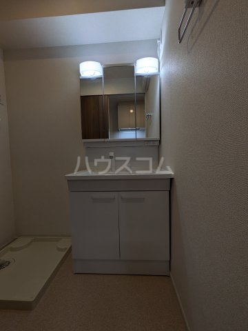 17/30 洗面