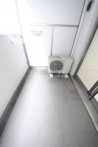 13/30 バルコニー