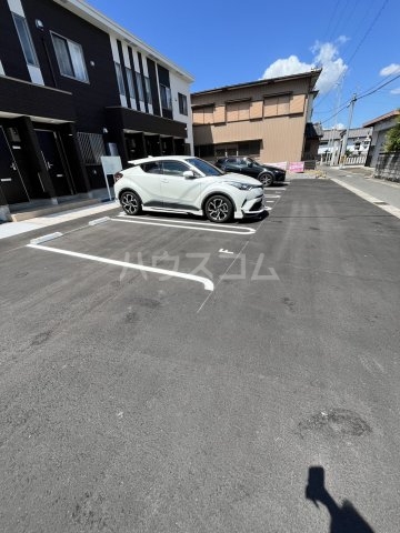 22/30 駐車場