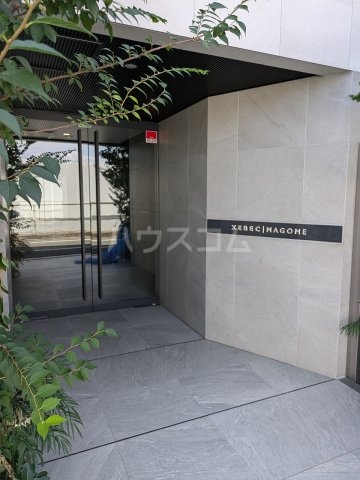 26/30 エントランス