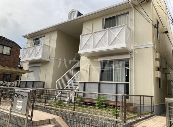 14/23 エントランス