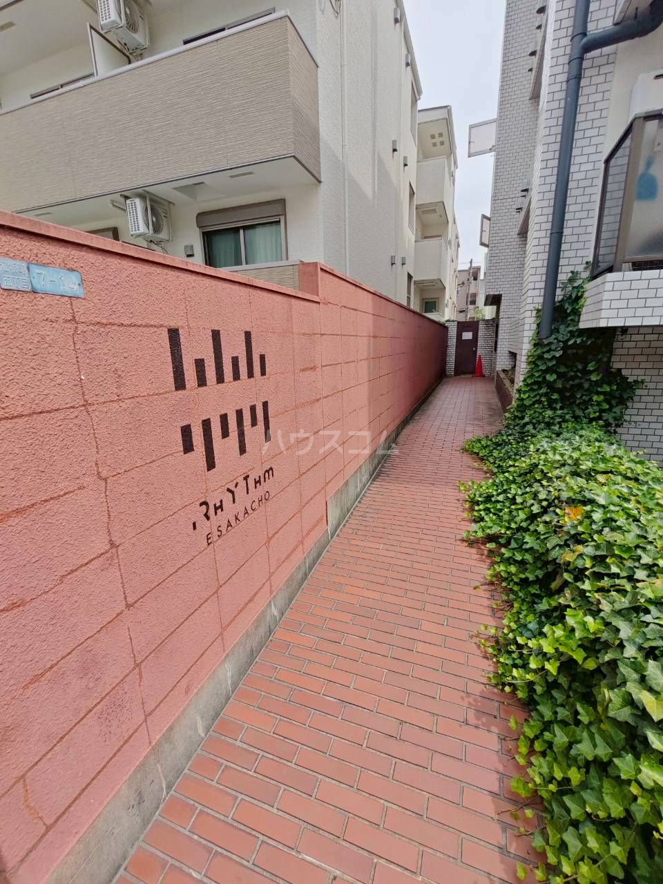 20/30 エントランス