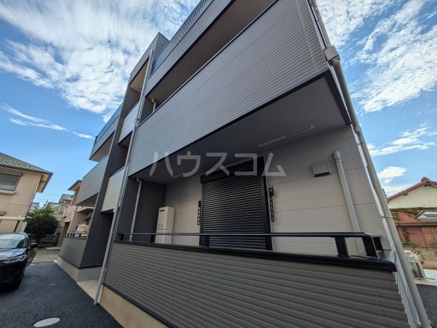 2/4 外観