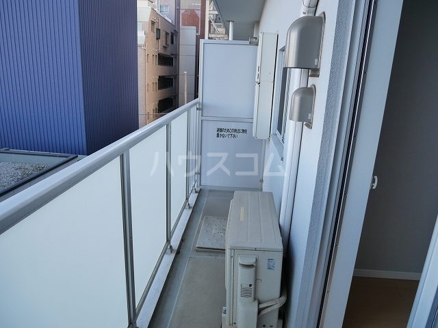 20/30 バルコニー