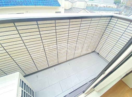 13/23 バルコニー