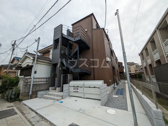 23/30 駐車場