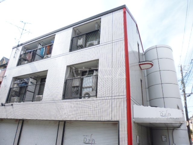 19/29 エントランス