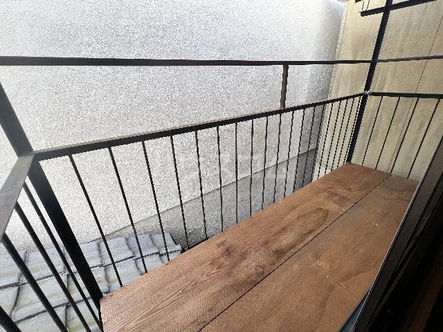 25/30 バルコニー