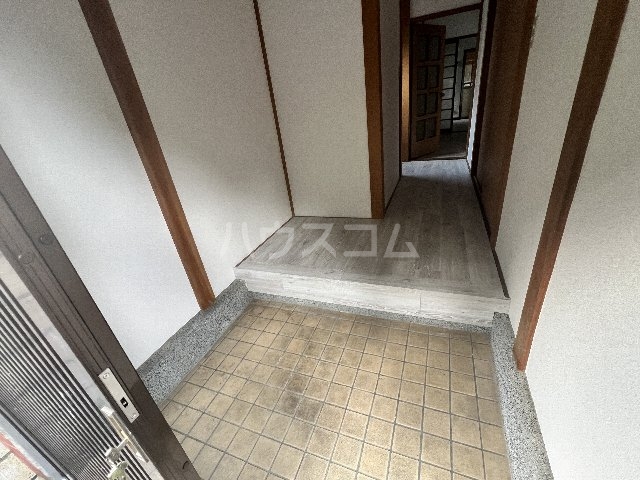 17/30 玄関
