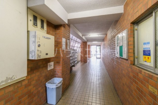 20/25 エントランス