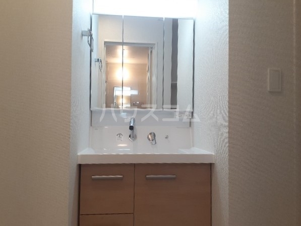 17/30 洗面