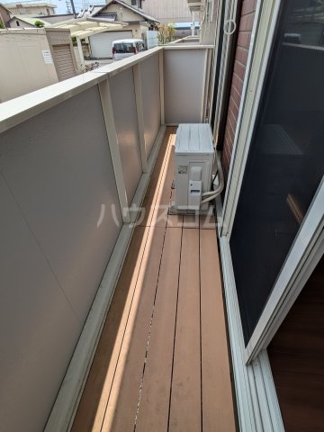 18/26 バルコニー