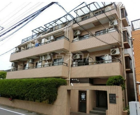 14/19 エントランス