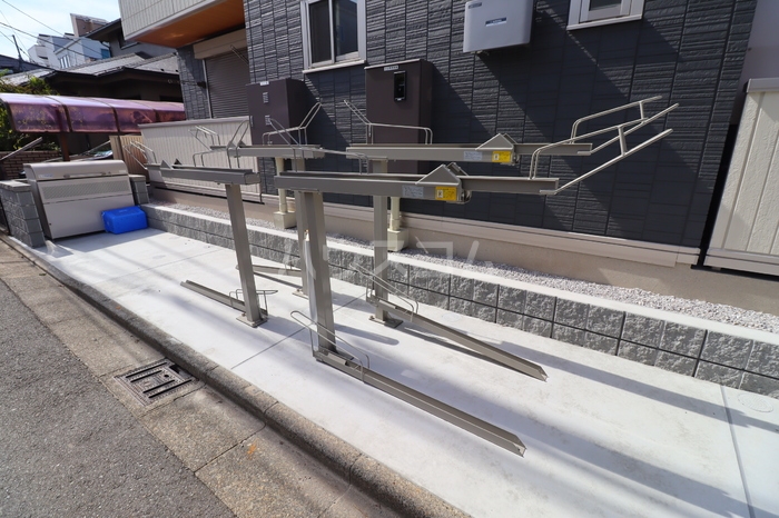 20/28 駐車場