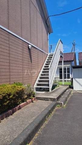 2/3 エントランス