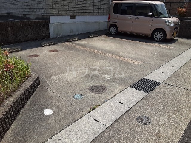 24/30 駐車場