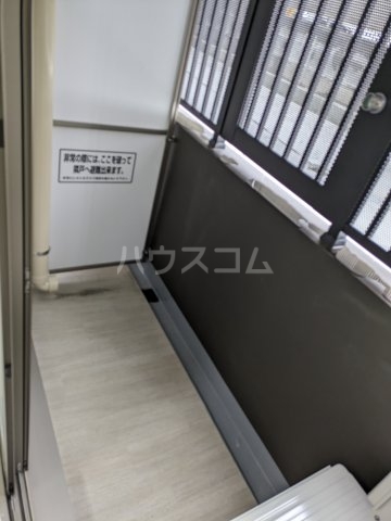13/23 バルコニー