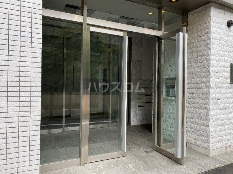 20/24 エントランス