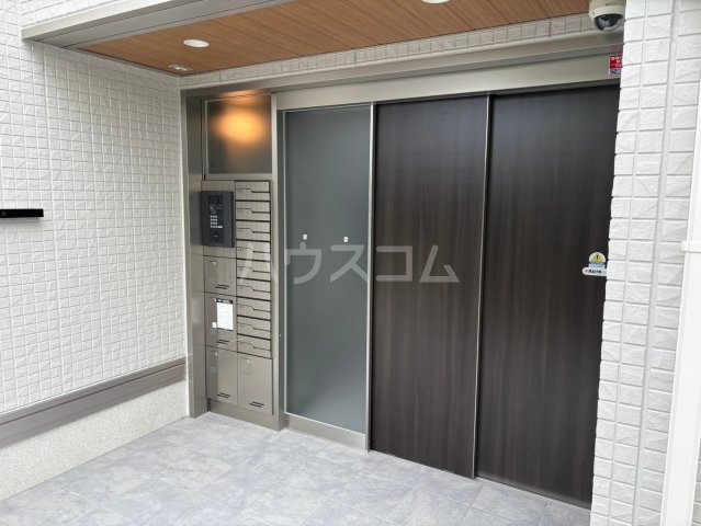 29/30 エントランス