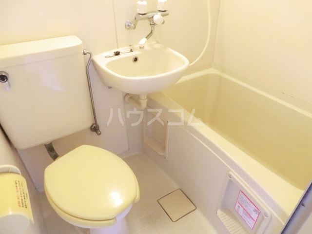 13/30 トイレ