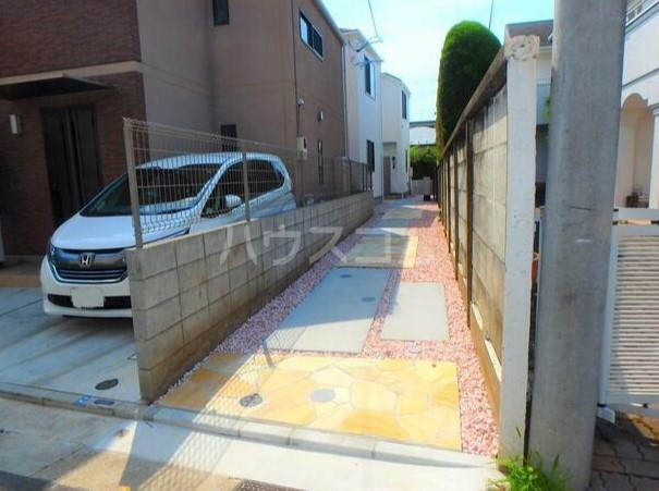 17/20 エントランス