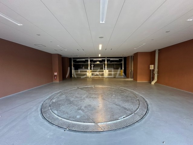 25/29 駐車場