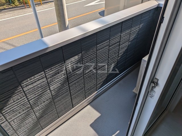 13/22 バルコニー