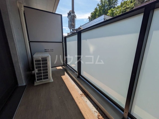 17/28 バルコニー