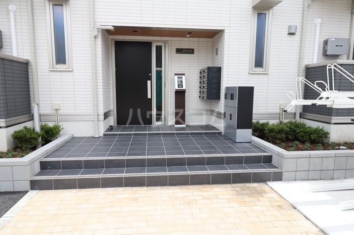 15/24 エントランス