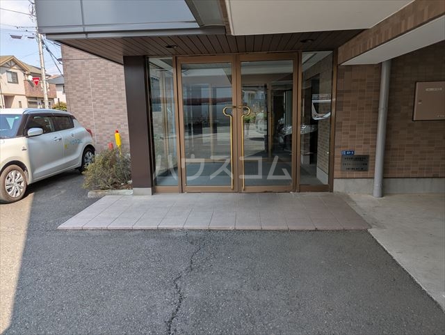 15/24 エントランス