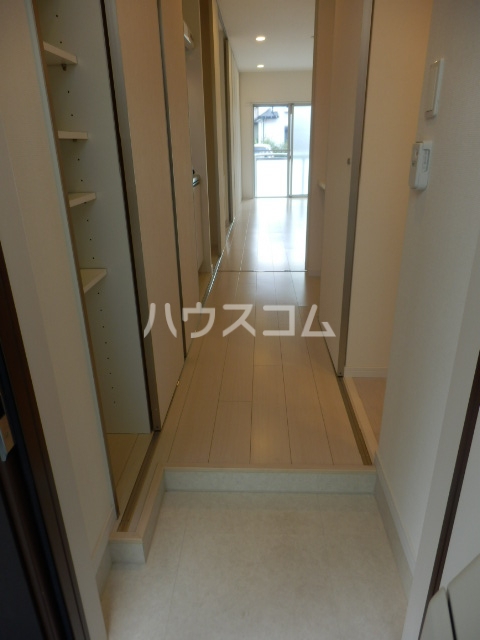 14/30 玄関