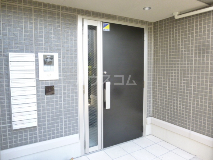 3/10 エントランス