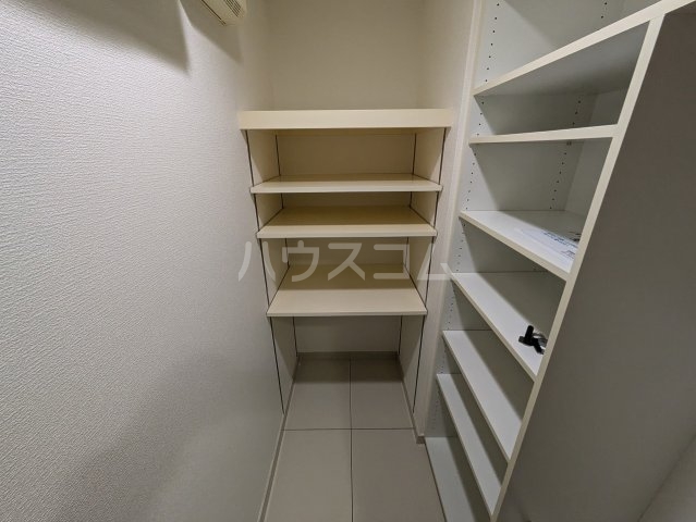 収納