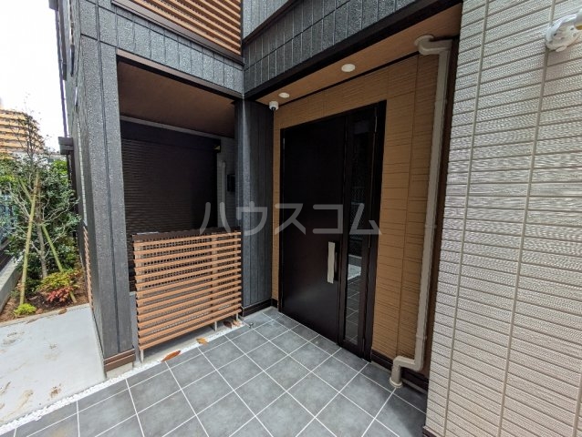29/30 エントランス