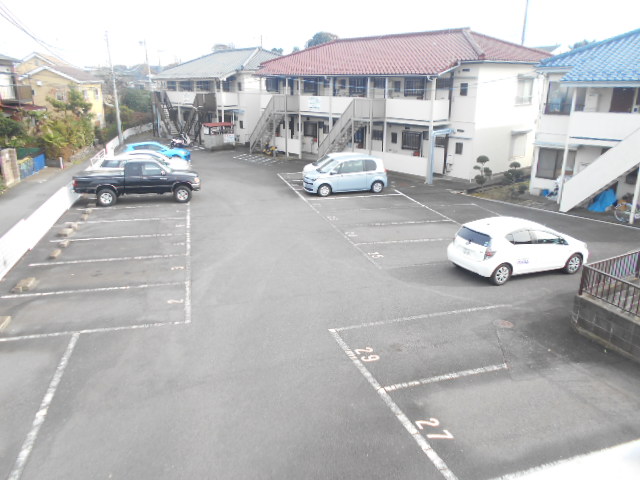 17/27 駐車場