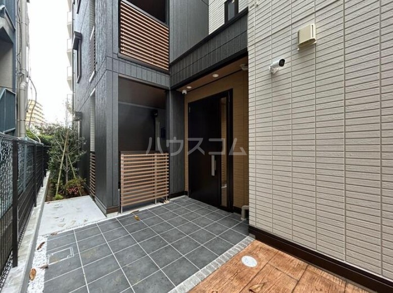 20/25 エントランス