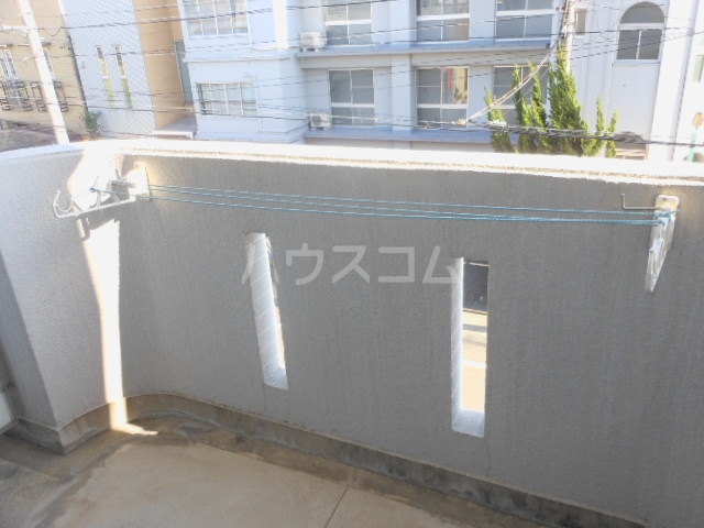 20/27 バルコニー