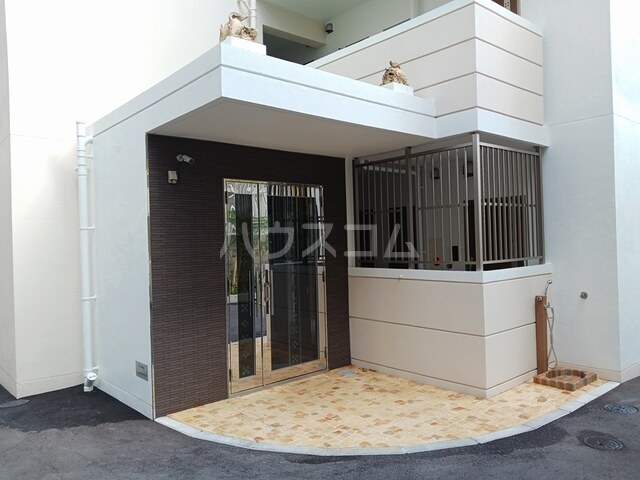 15/21 エントランス