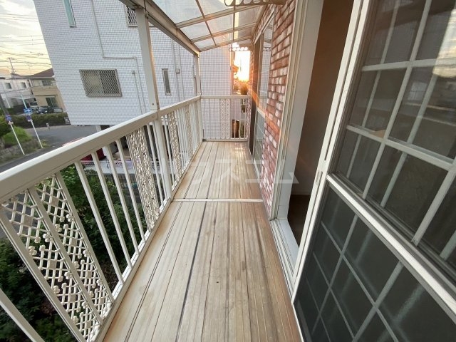 14/23 バルコニー