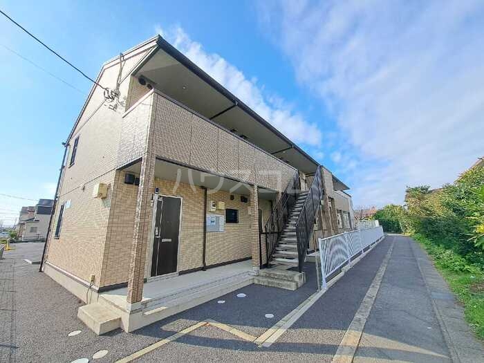 28/30 エントランス