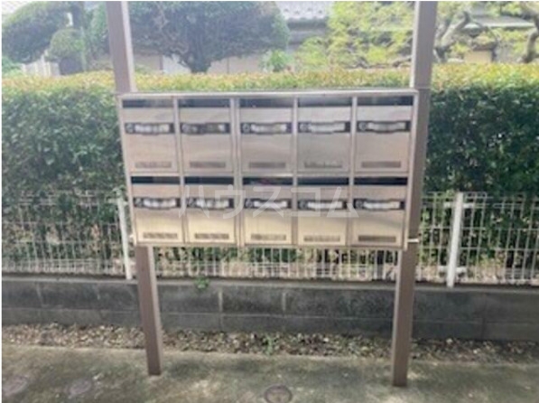 16/26 エントランス