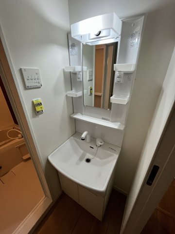 19/30 洗面