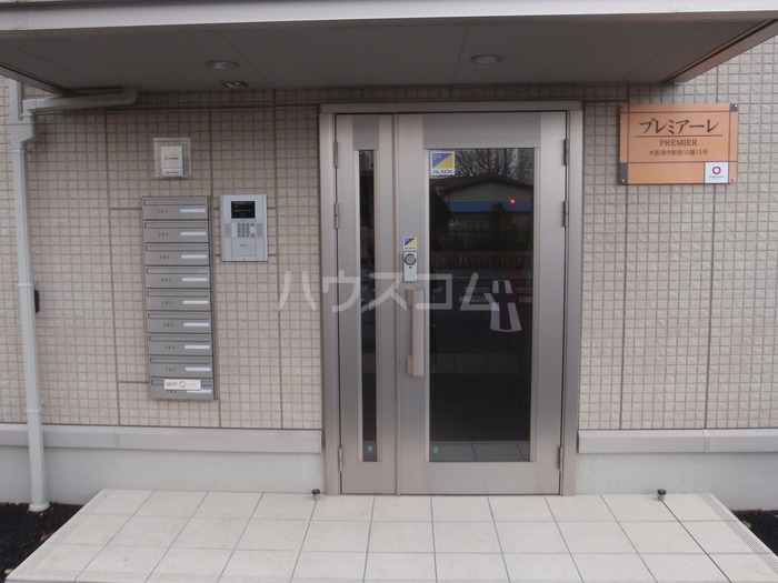 16/18 エントランス