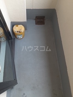 18/27 バルコニー