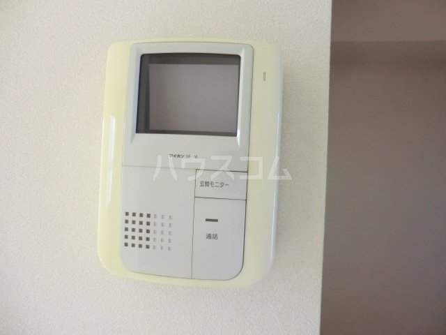 18/26 エントランス