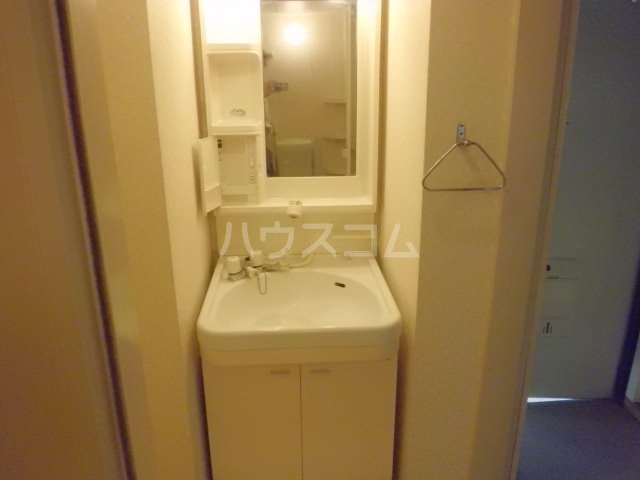 13/30 洗面